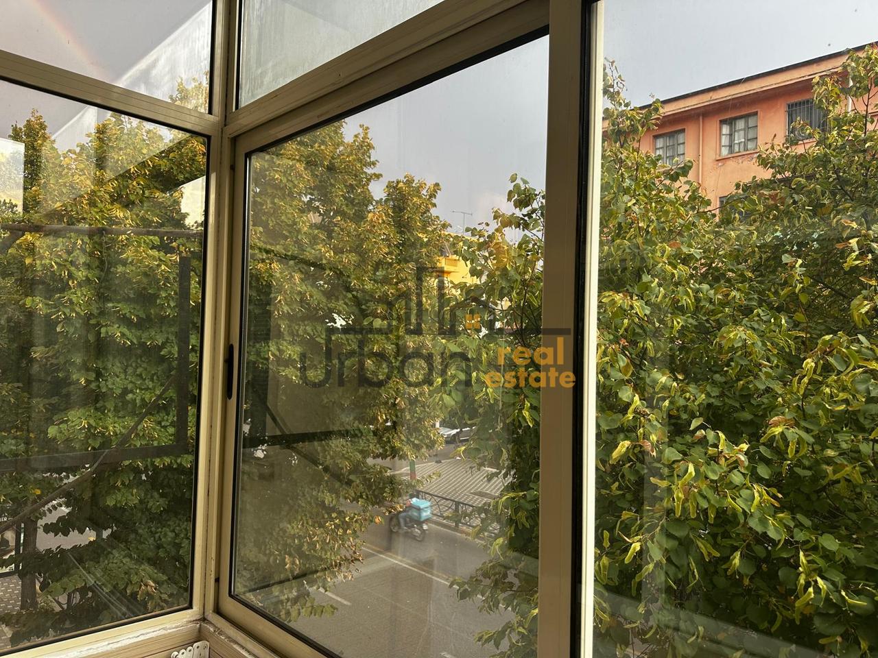 Shitet  Apartament 1+1 te  Rruga e Durrësit, Tiranë - 185,000€ | 70 m²