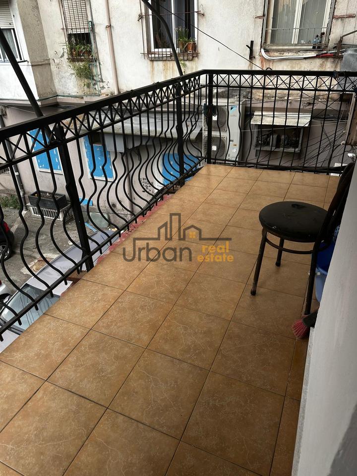 Shitet  Apartament 1+1 te  Rruga e Durrësit, Tiranë - 185,000€ | 70 m²