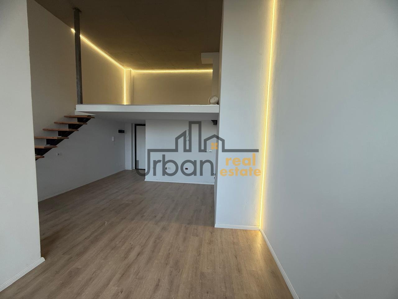 For Rent, Duplex Office Space at Golden Park 3 Tirana - 450€ | 60 m²