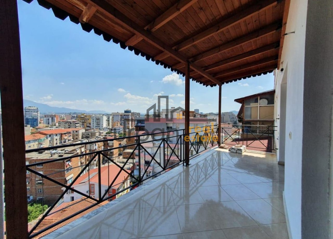 Qera  Apartament 2+1+2 te  Rruga Barrikadave, Tirana - 700€ | 115 m²