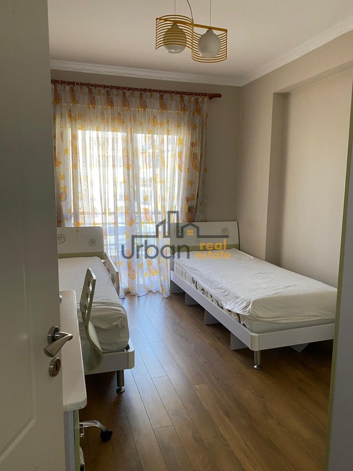 Qera, Apartament 2+1,  Astir, Tiranë - 550€ | 90 m²