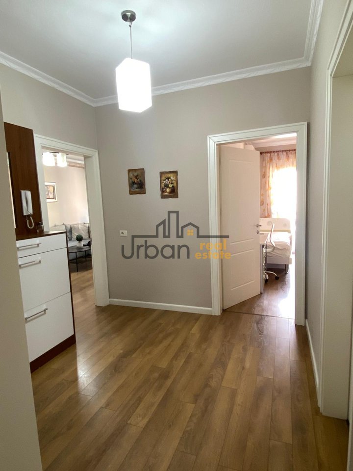 Qera, Apartament 2+1,  Astir, Tiranë - 550€ | 90 m²