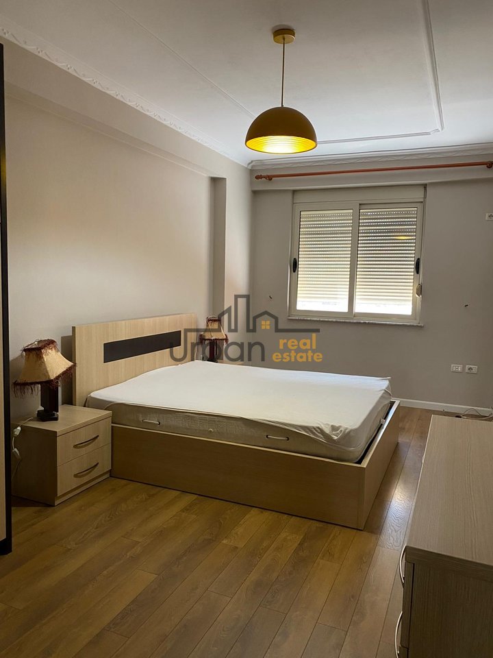 Qera, Apartament 2+1,  Astir, Tiranë - 550€ | 90 m²