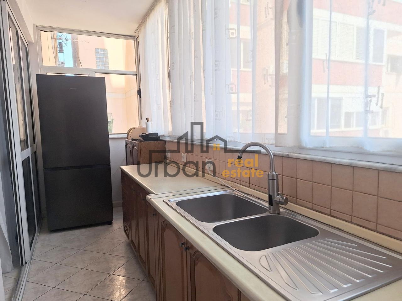 Affitto, Appartamento 3+1+2, Siri Kodra, Tirana - 700€ | 100 m²