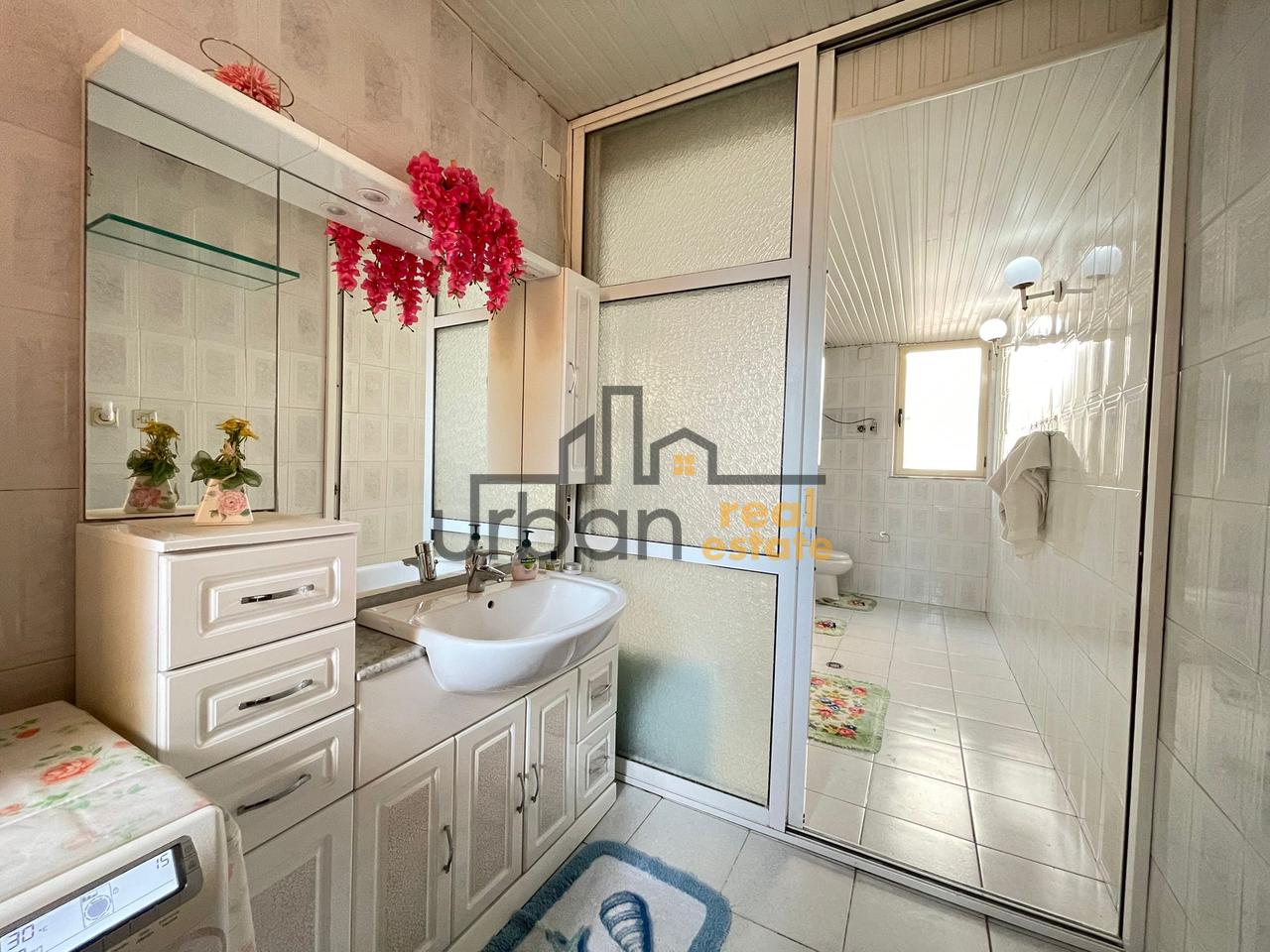 Qera, Apartament 2+1,  Tregu Elektrik, Tiranë - 500€ | 140 m²