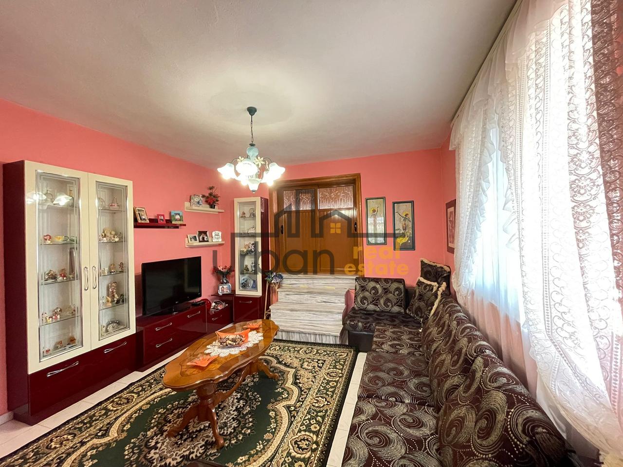 Qera, Apartament 2+1,  Tregu Elektrik, Tiranë - 500€ | 140 m²