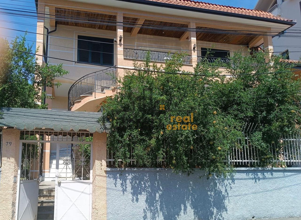 Qera, Apartament 2+1,  Tregu Elektrik, Tiranë - 500€ | 140 m²