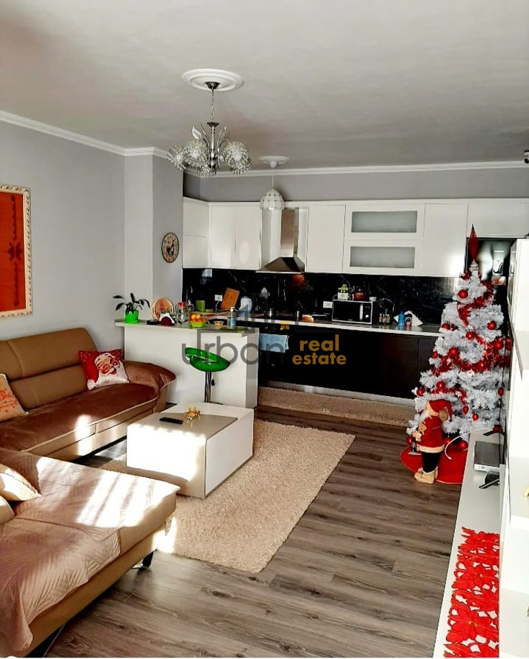 For sale, 2+1 Apartment, Fresku, Tirana - 144,500€ | 80 m²