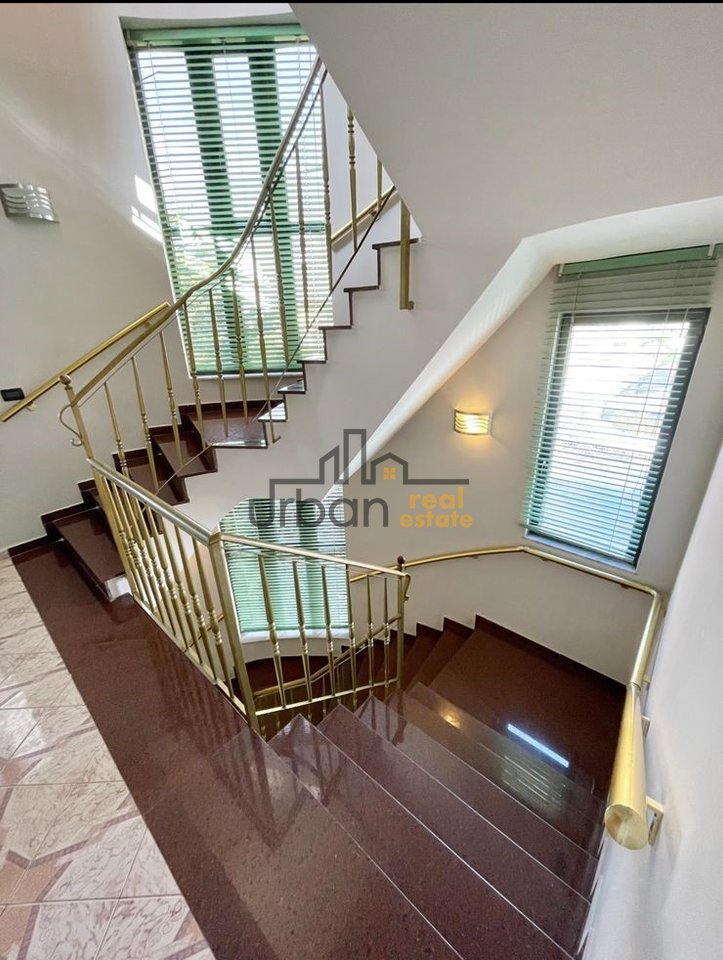 Affitto, Hotel, Via 5 Maggio, Tirana - 5000€ | 840 m²