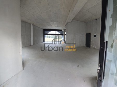 In Affitto, Spazio Commerciale, , Tirana - €1280 | 128 m²