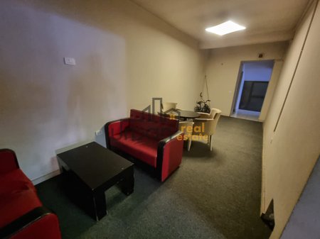Affitto, Locale Commerciale, Via "Hoxha Tahsim", Tirana - 500€ | 94 m²