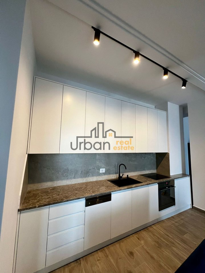 Qera, Apartament 2+1, Rruga Riza Cerova, Tiranë - 900€ | 100 m²
