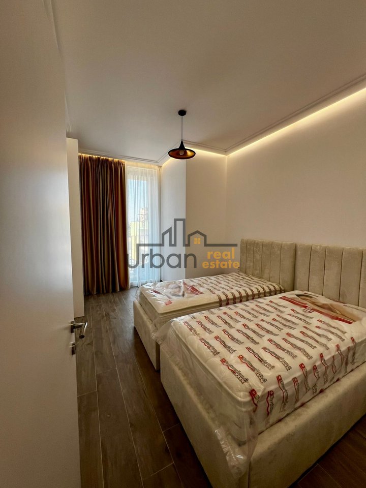 Qera, Apartament 2+1, Rruga Riza Cerova, Tiranë - 900€ | 100 m²