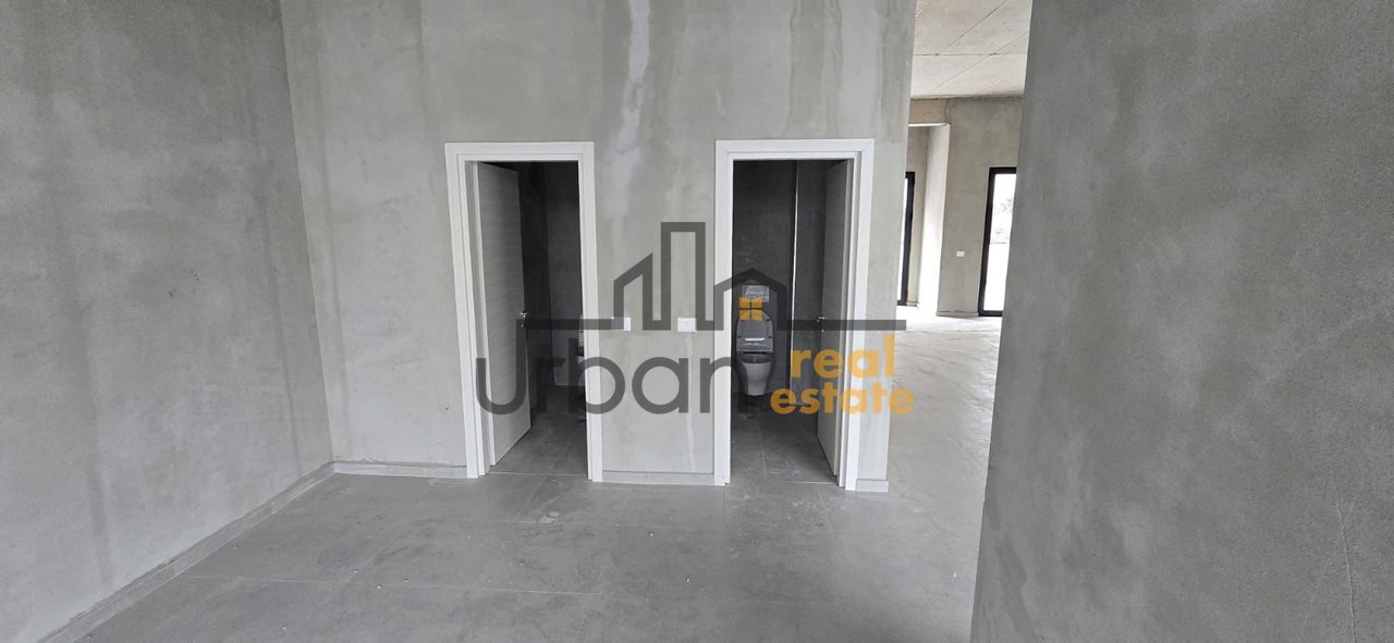 For Rent, Commercial Space, , Tirana - €1280 | 128 m²