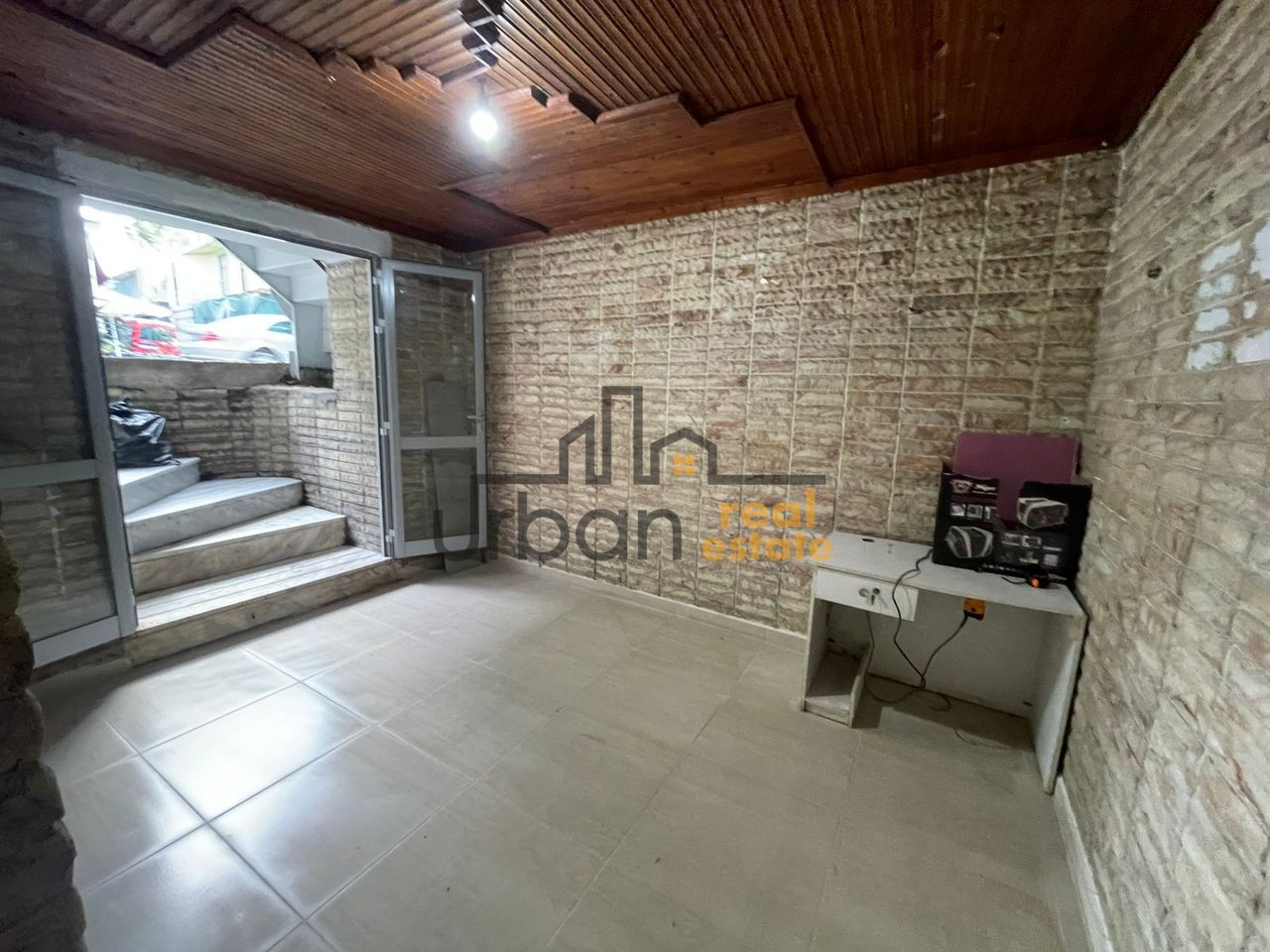 Affitto, Negozio, United School, Tirana - 400€ | 45 m²