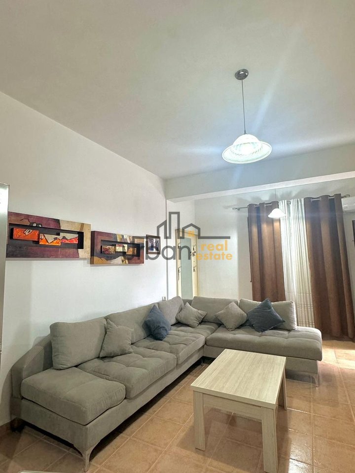 Qera, Shtepi 1+1,  Rruga 5 Maji, Tiranë - 390€ | 60 m²