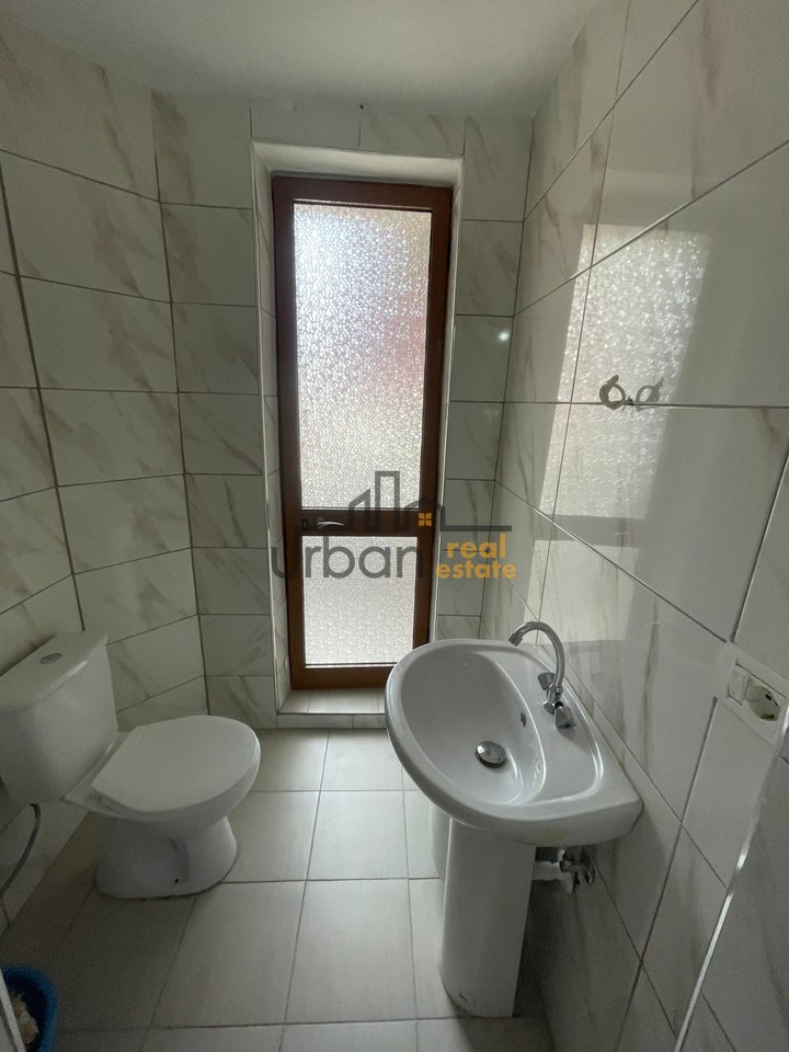 In affitto, Ambiente Commerciale, Myslym Shyri, Tirana - 500€ | 40 m²