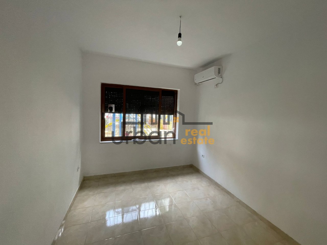 In affitto, Ambiente Commerciale, Myslym Shyri, Tirana - 500€ | 40 m²