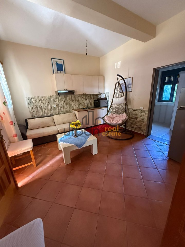 Affitto, Casa 1+1, Astir, Tirana - 450€ | 85 m²