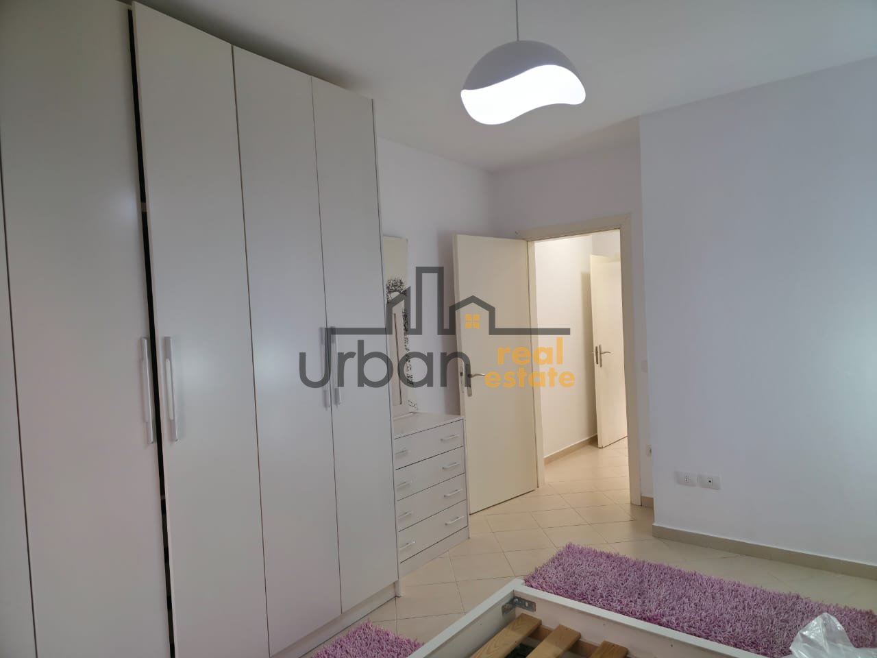 Appartamento in affitto 2+1+2 balconi a Yzberish, Tirana - 500€ | 93 m²