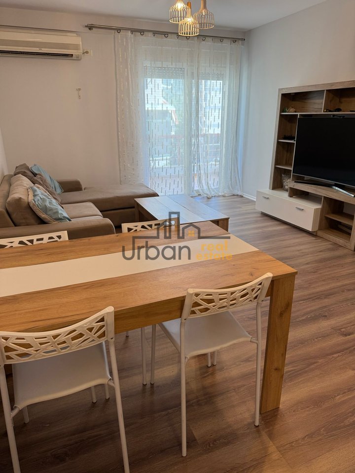 For rent, 2+1 Apartment, Kolombo Complex, Tirana - 800€ | 120 m²