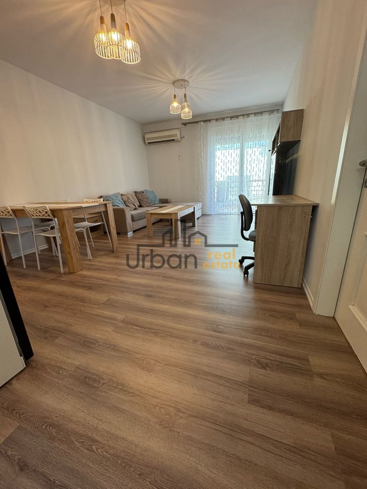 For rent, 2+1 Apartment, Kolombo Complex, Tirana - 800€ | 120 m²