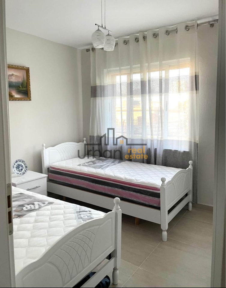 Qera, Apartament 3+1, Rruga Fortuzi, Tiranë - 750€ | 90 m²