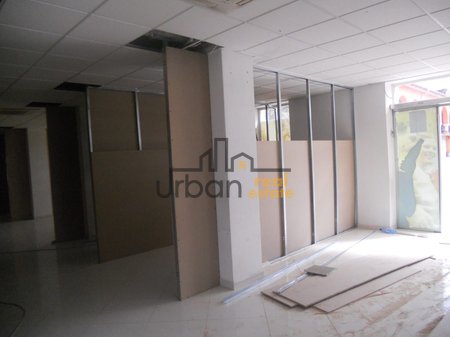 Affitto, Locale Commerciale, Kombinat, Tirana - 800€ | 150 m²