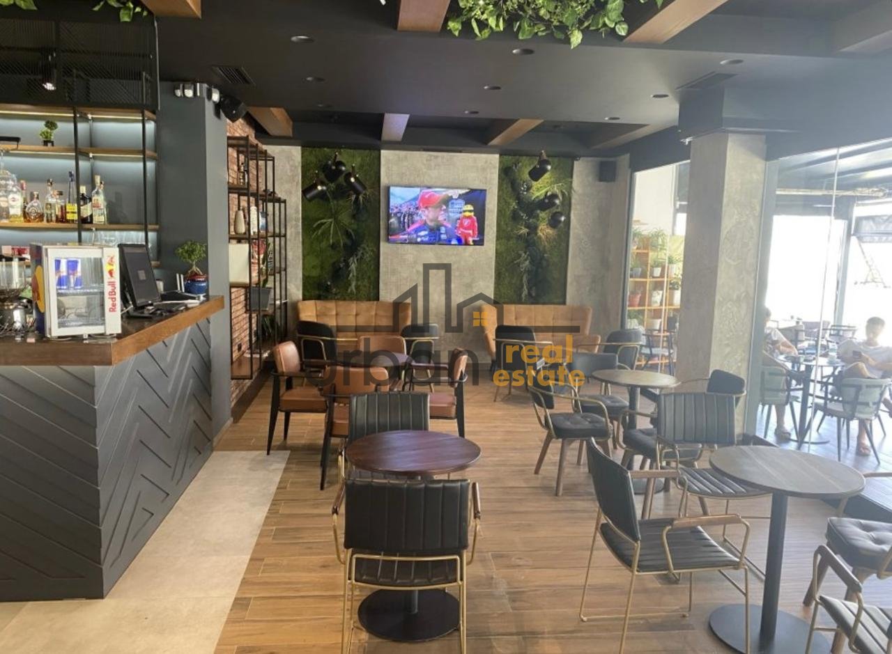 For rent, Fresh Local, Tirana - 650€ | 210 m²