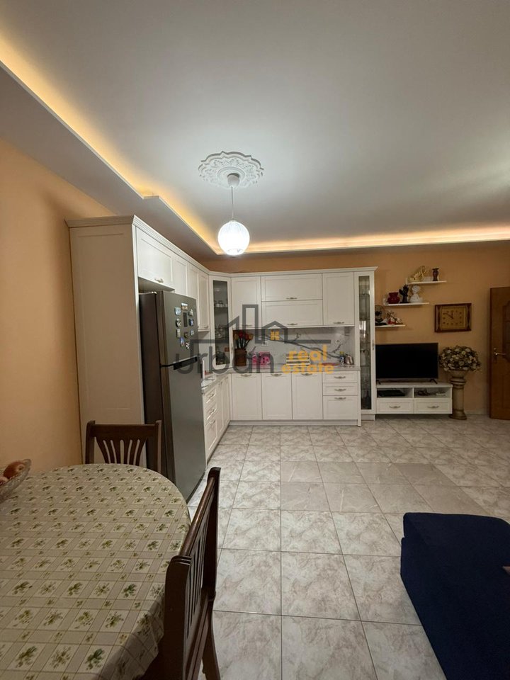 In vendita, Appartamento 2+1, Mutuo, Tirana - €165.000 | 89 m²