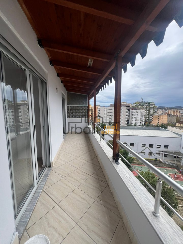Affitto, Appartamento 2+1, Ali Demi, Tirana - 650€ | 100 m²