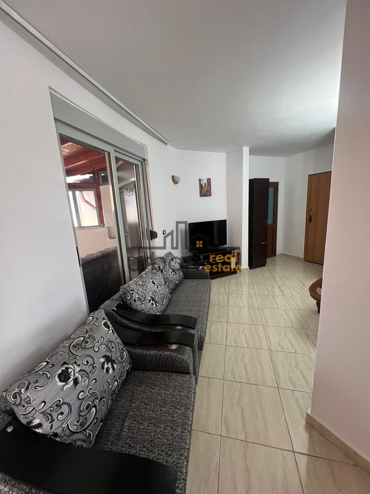 Affitto, Appartamento 2+1, Ali Demi, Tirana - 650€ | 100 m²
