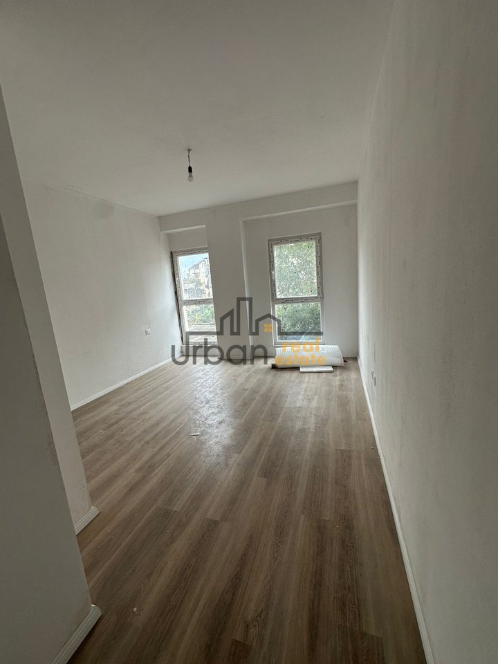 Shitet, Apartament 1+1, Kompleksi Aura, Tiranë - 132,000€ | 72 m²