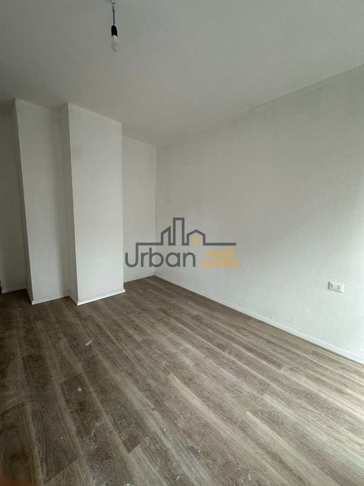 Shitet, Apartament 1+1, Kompleksi Aura, Tiranë - 132,000€ | 72 m²