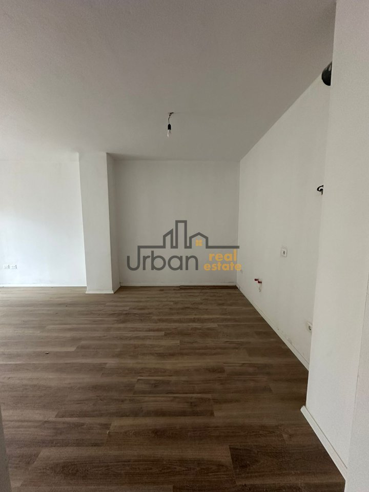 Shitet, Apartament 1+1, Kompleksi Aura, Tiranë - 132,000€ | 72 m²