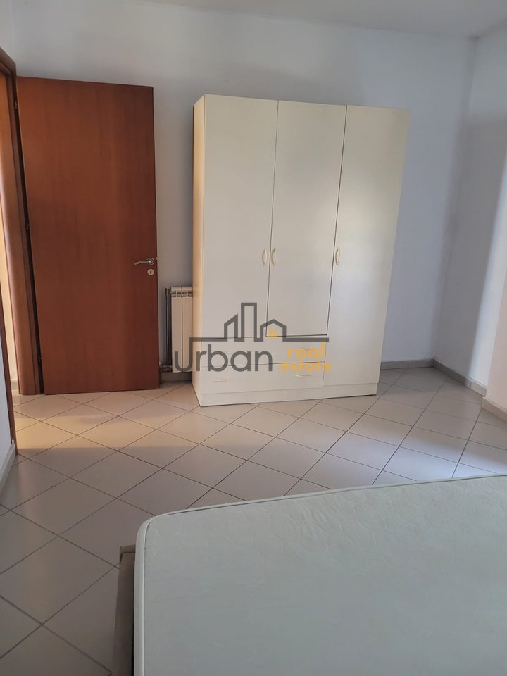 Shitet, Apartament 1+1, Kristal Center, Tiranë - 162000€ | 70 m²