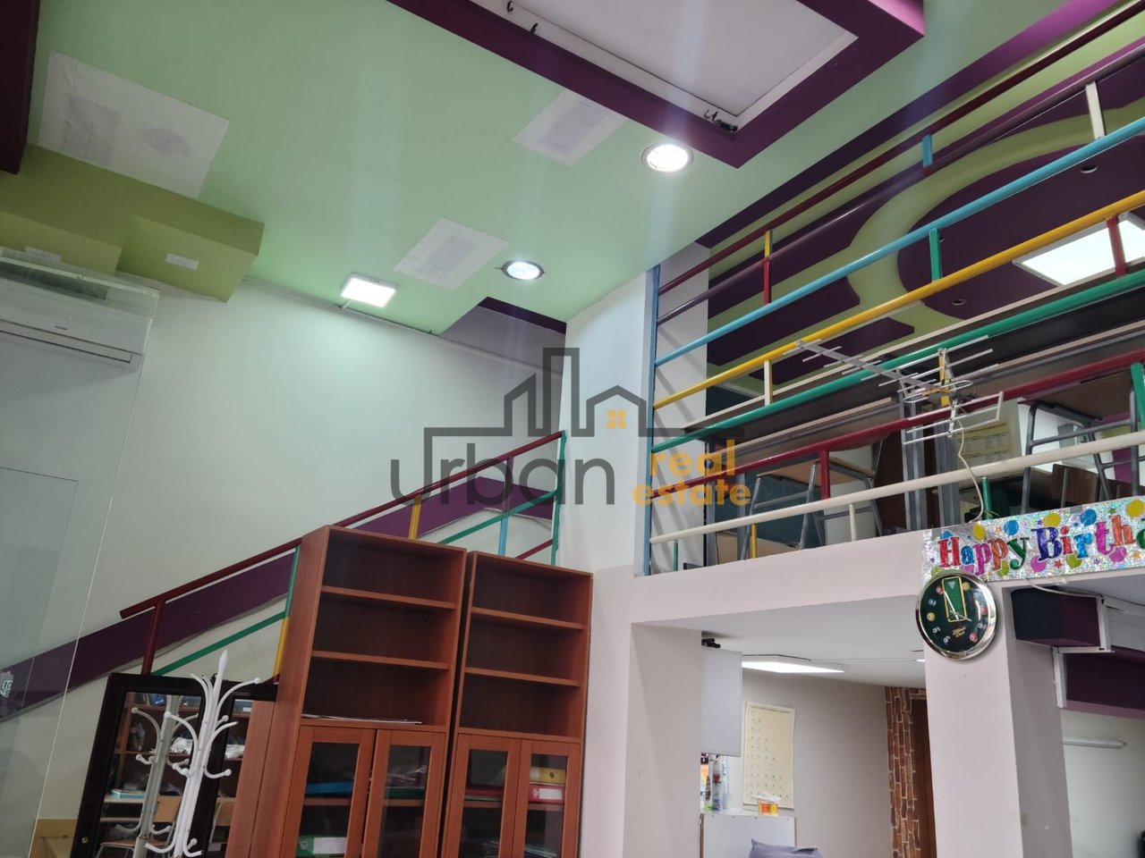 Qera, Ambient Biznesi, Ish Tregu Elektrik, Tiranë - 600€ | 80 m²