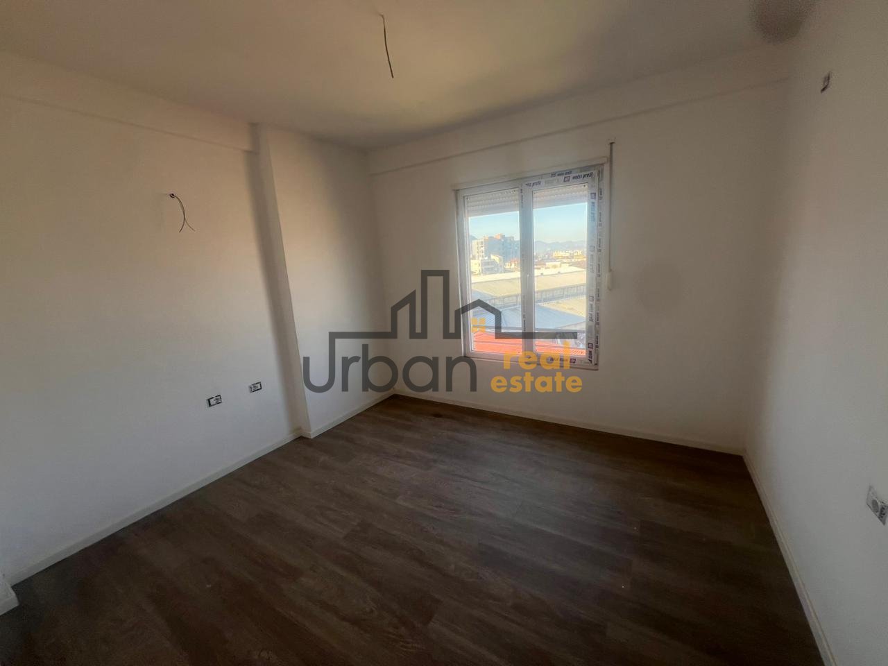 For Rent, Business Premises + Parking Space, Selitë, Tirana - 800€ | 150 m²