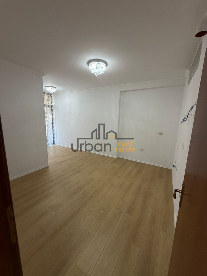 For sale, 2+1 Apartment, Fresku, Tirana - 112,000€ | 75 m²