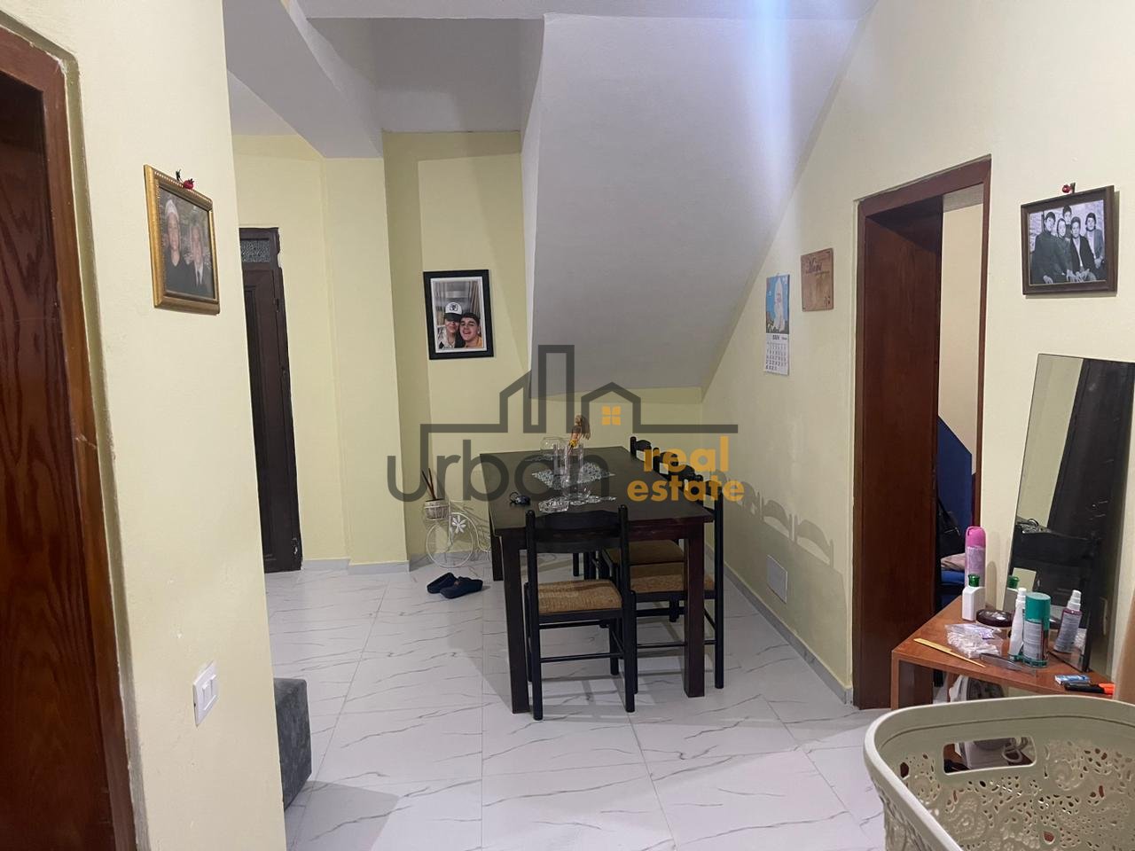 Villa in vendita, 2 piani ad Ali Demi, Tirana - 300000€ |