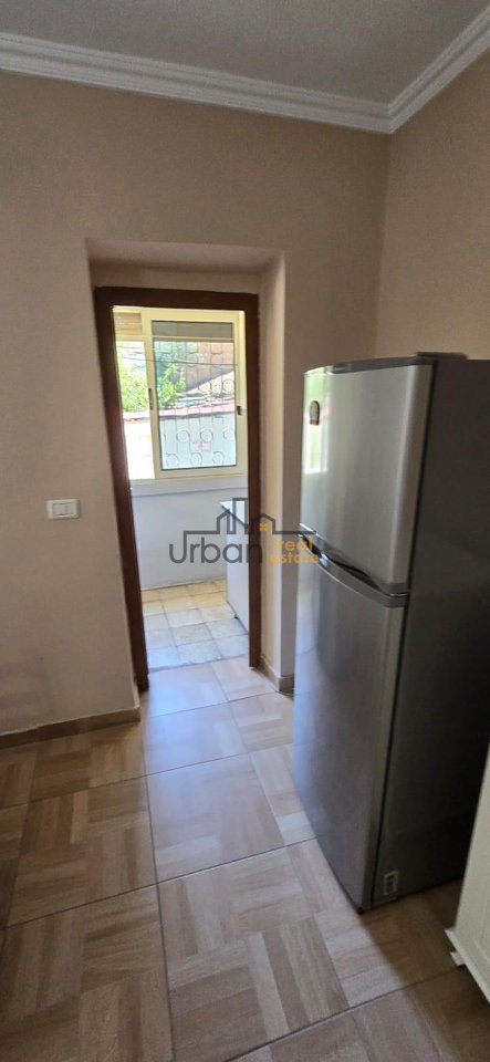 Shitet Apartament 2+1+2  te Rruga Fortuzi, Tiranë - 195,000€ | 98 m²