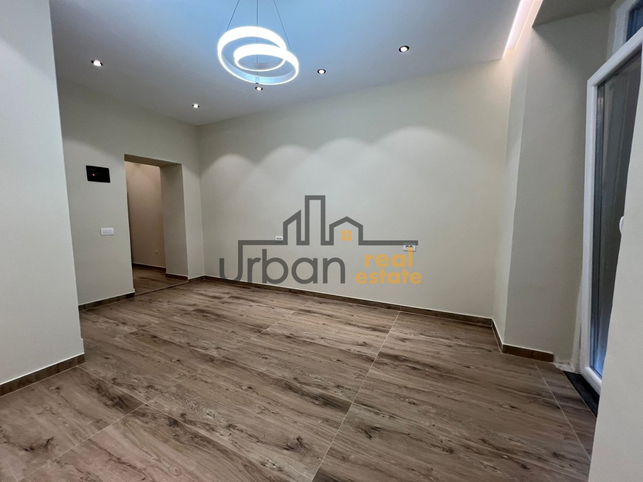 For Rent, Business Environment, Myslym Shyri, Tirana - 800€| 30 m2