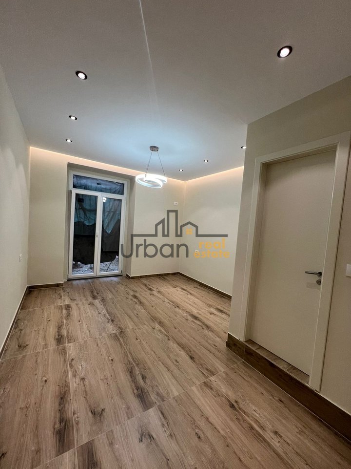For Rent, Business Environment, Myslym Shyri, Tirana - 800€| 30 m2