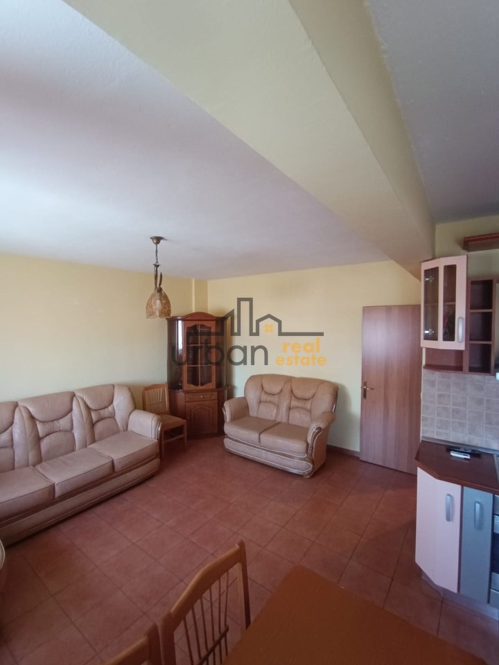 In affitto, Appartamento 1+1, Parcheggio autobus, Tirana - €550 | 70m²