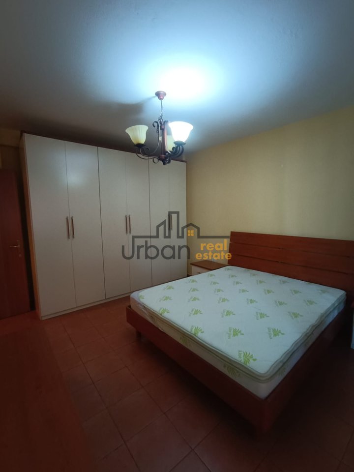 In affitto, Appartamento 1+1, Parcheggio autobus, Tirana - €550 | 70m²