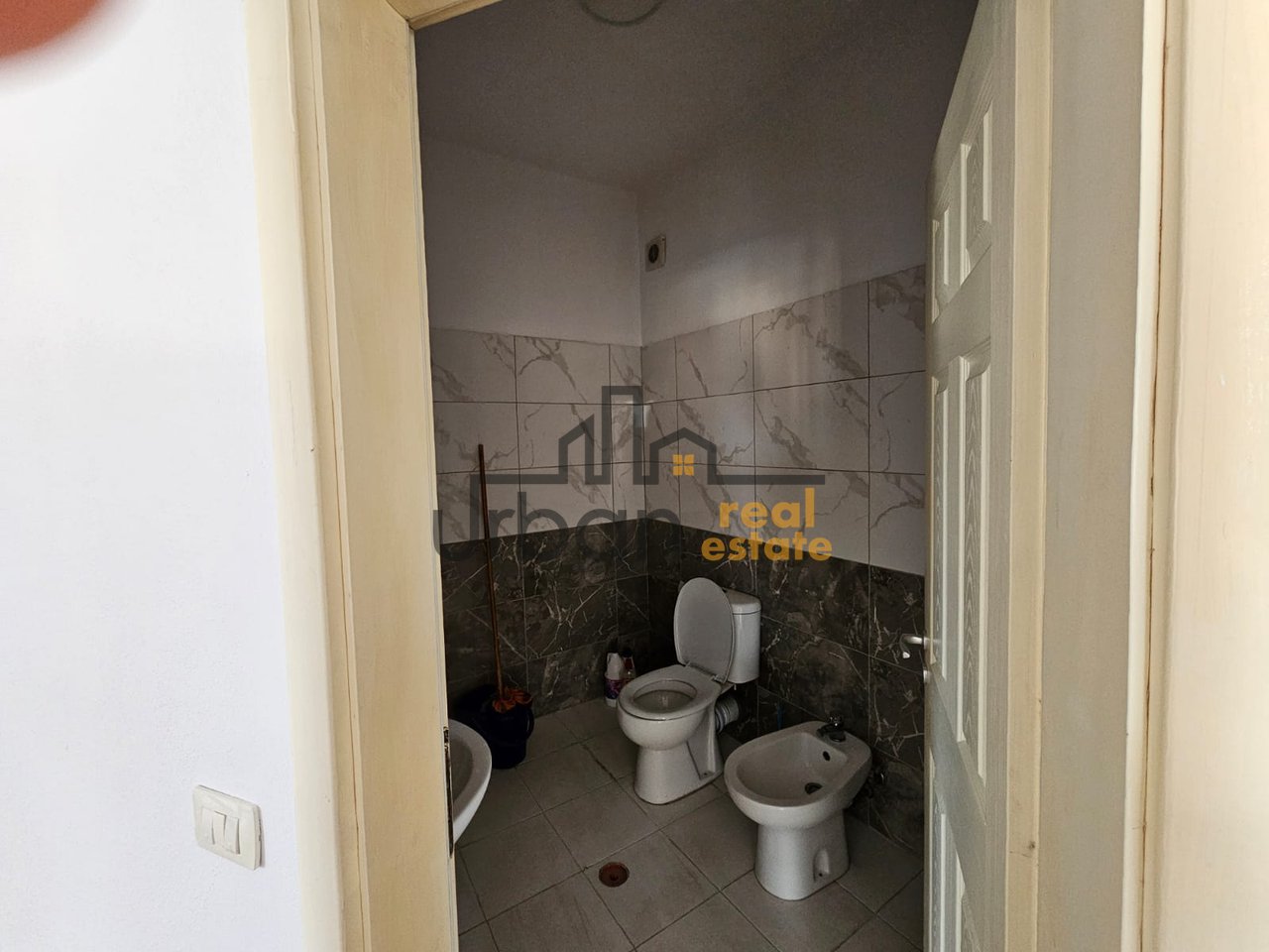 In affitto, Appartamento 2+1+2, Astir, Tirana - 400€ | 110 m²