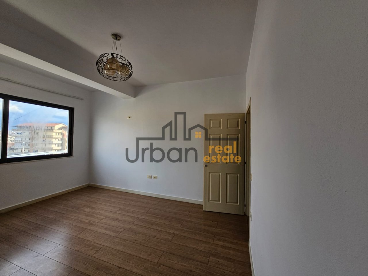 In affitto, Appartamento 2+1+2, Astir, Tirana - 400€ | 110 m²