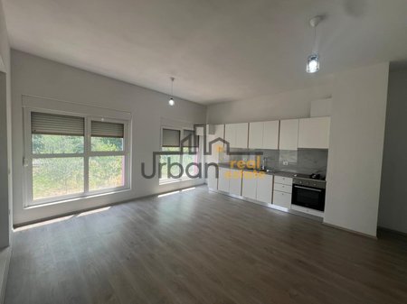 In vendita, Appartamento 2+1, Complesso Mangalem, Tirana - €135.000 | 81,5 m²