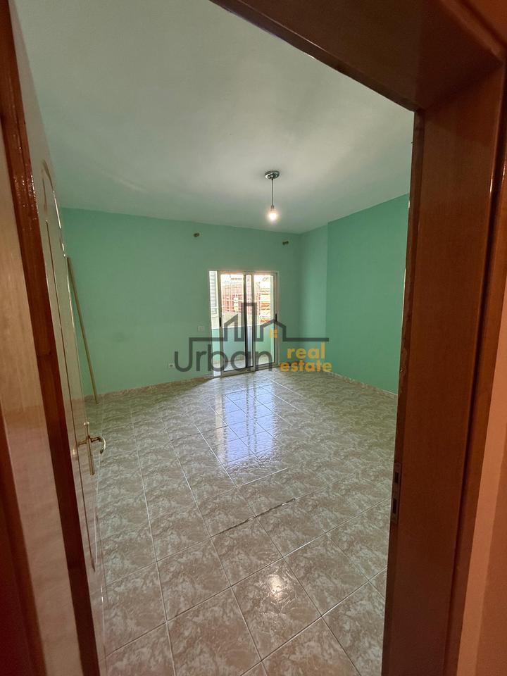 In vendita, Appartamento 3+1+2, Comune di Parigi, Tirana - €258.000 | 120 m²