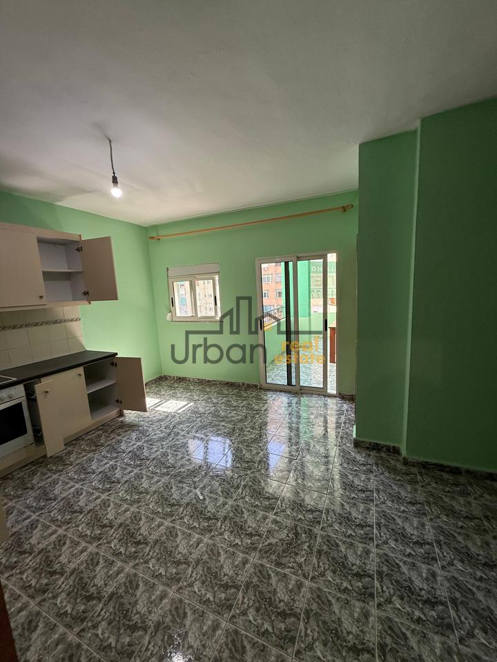 In vendita, Appartamento 3+1+2, Comune di Parigi, Tirana - €258.000 | 120 m²